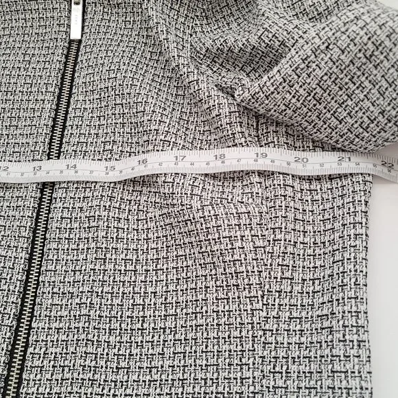 DKNY Women's Business Plus size Fringe Trim Tweed style zipper blazer size 16 - Picture 9 of 9